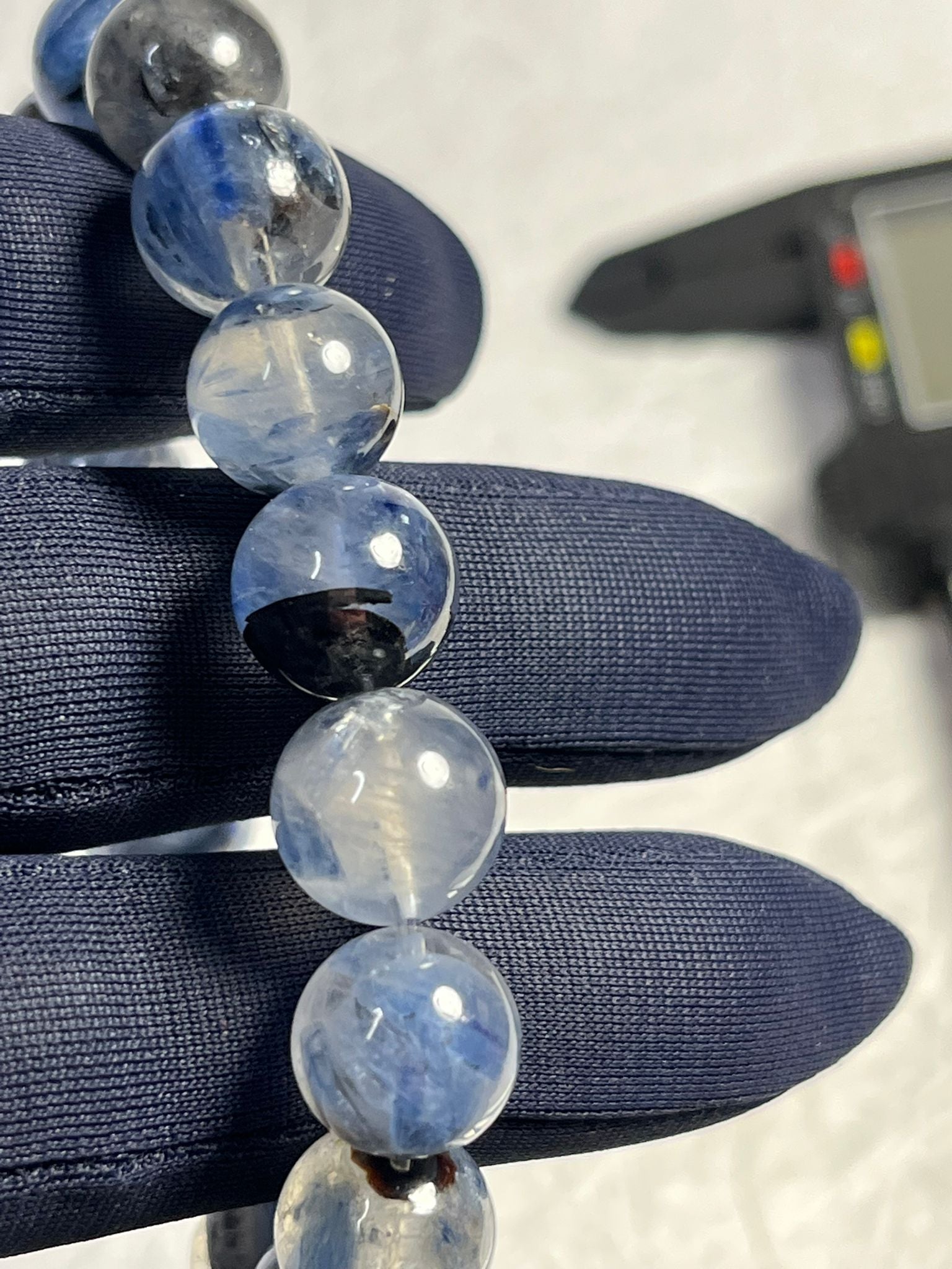 Bracelet Cyanite sur Quartz