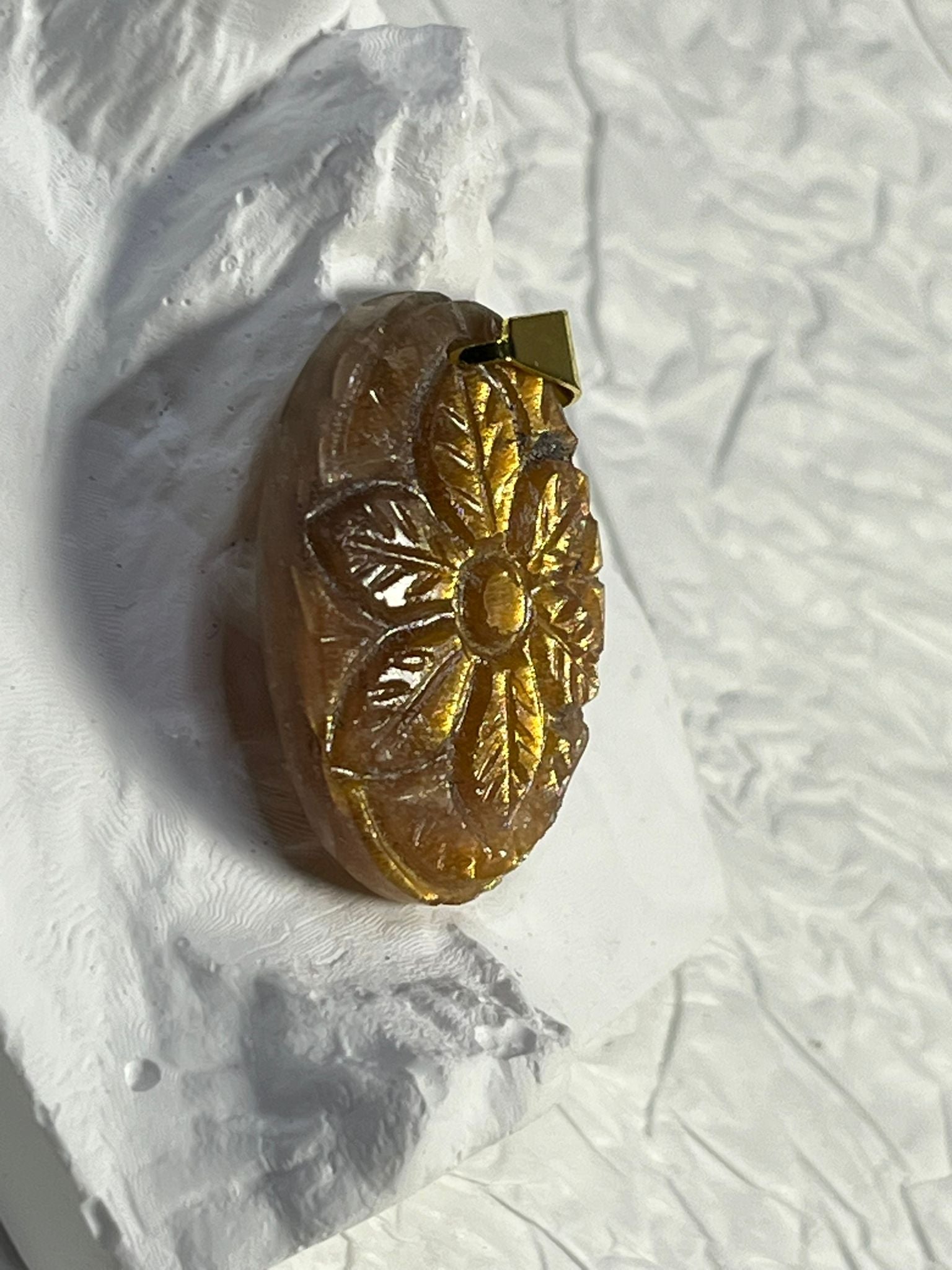 Pendentif Pierre de Soleil