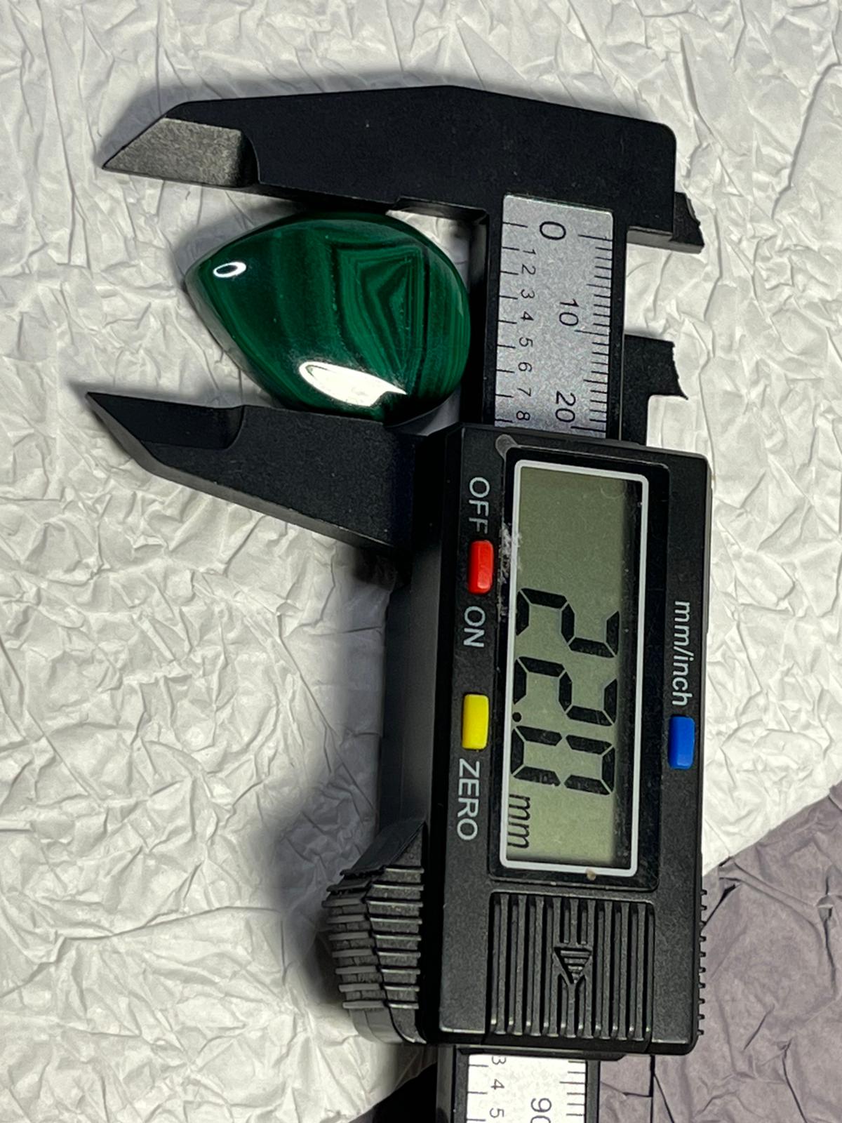 Cabochon en Malachite