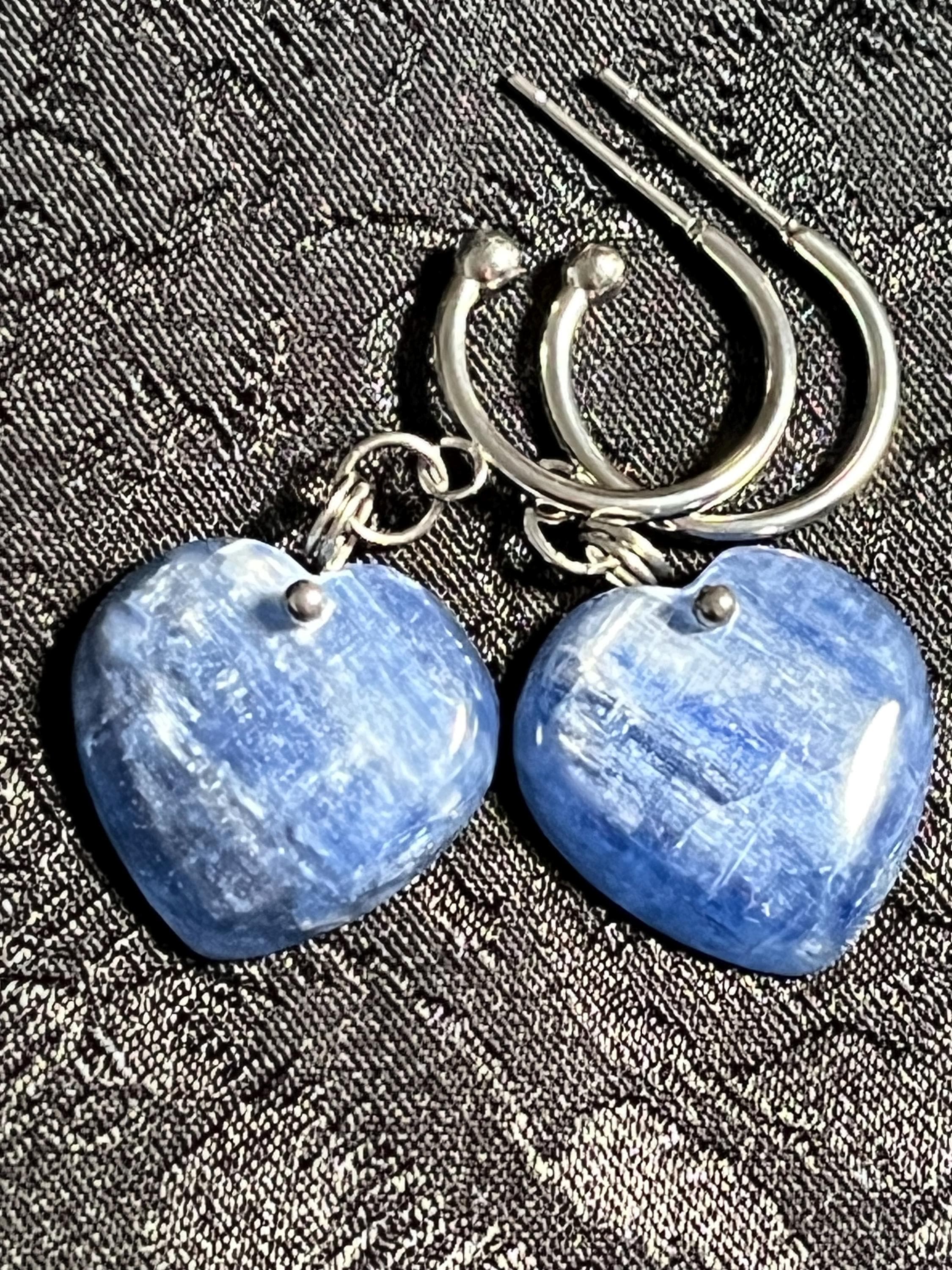 Boucles d’oreilles en cyanite