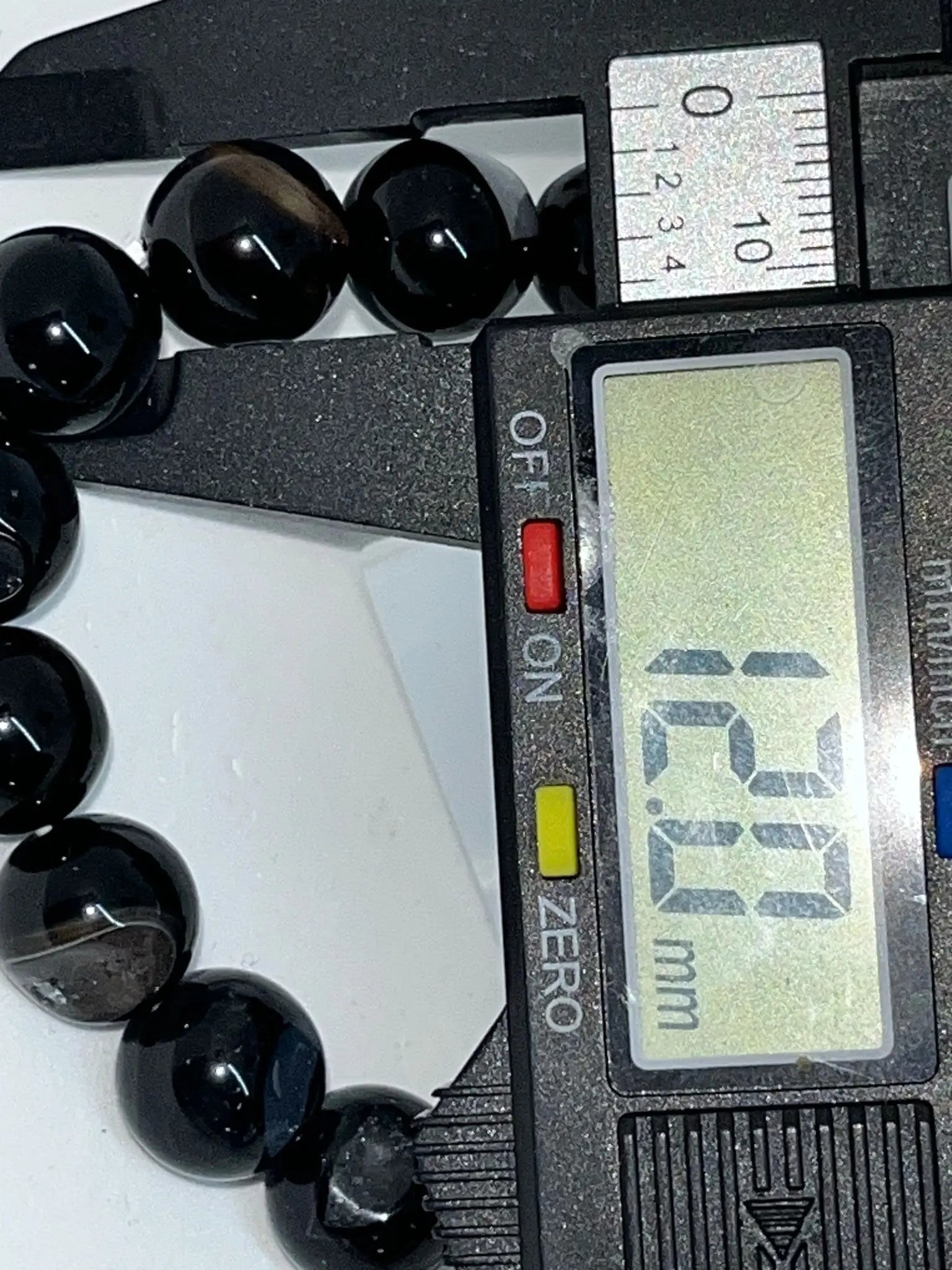 Bracelet en Agate noire à druses