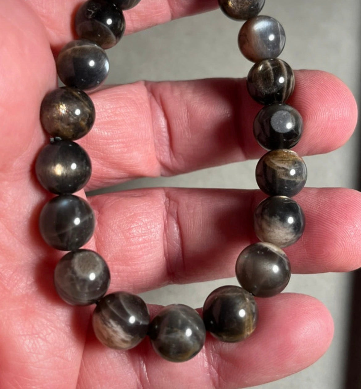 Pierre de lune noire