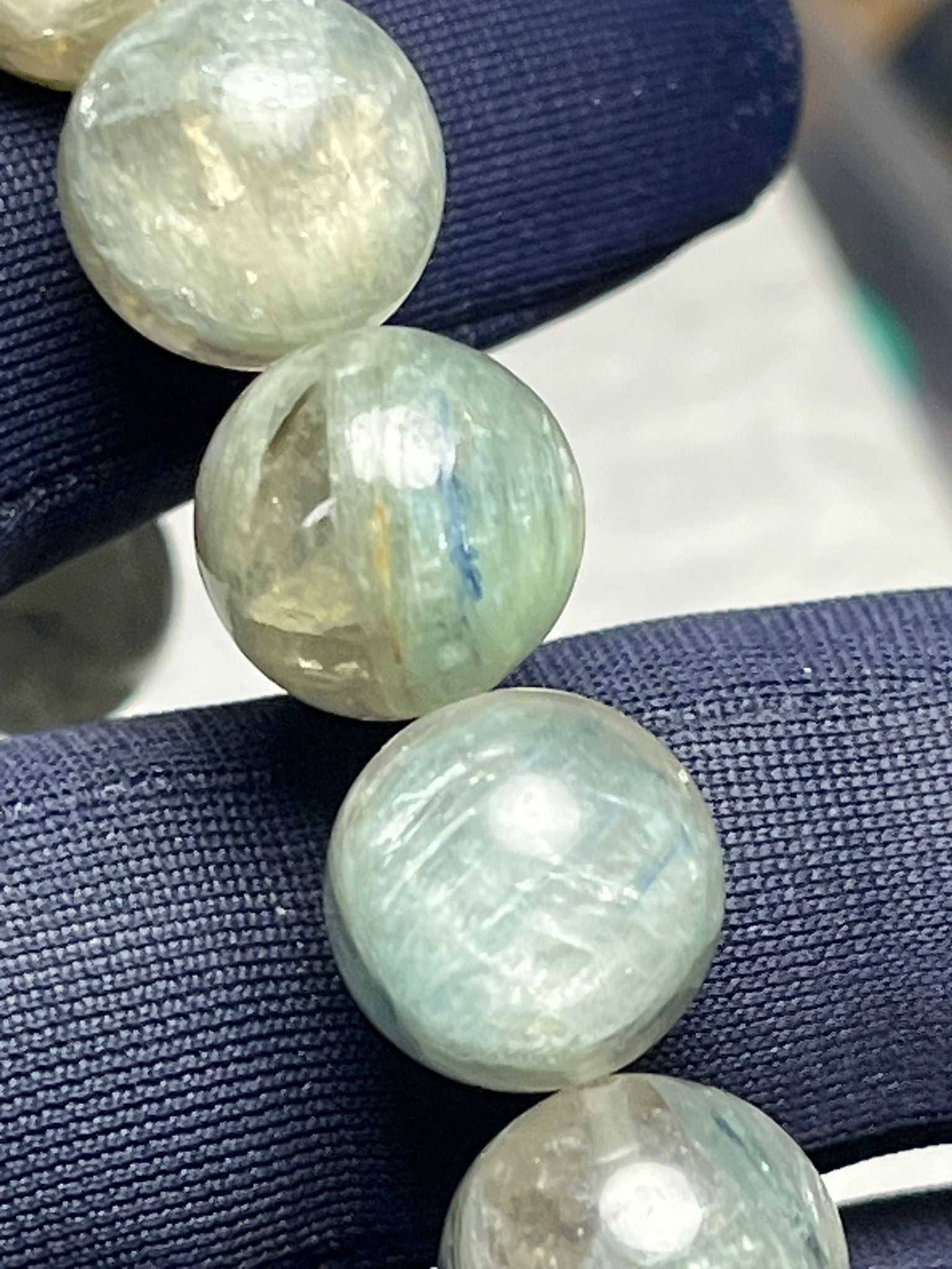 Bracelet Cyanite Verte sur Quartz