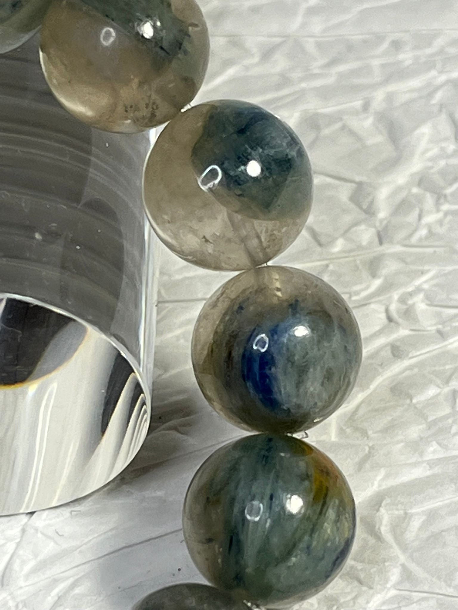 Bracelet Cyanite Verte sur Quartz