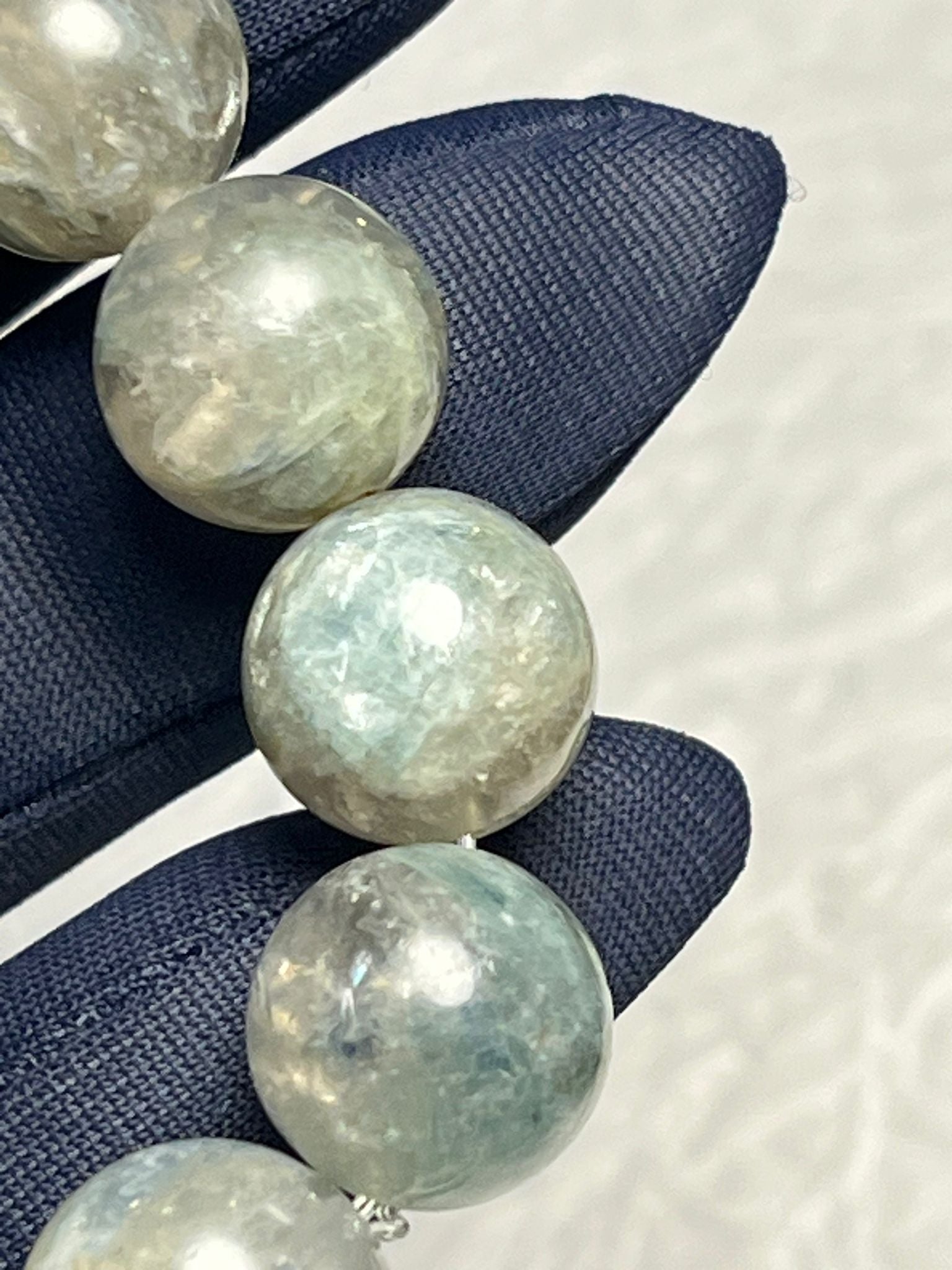 Bracelet Cyanite Verte sur Quartz