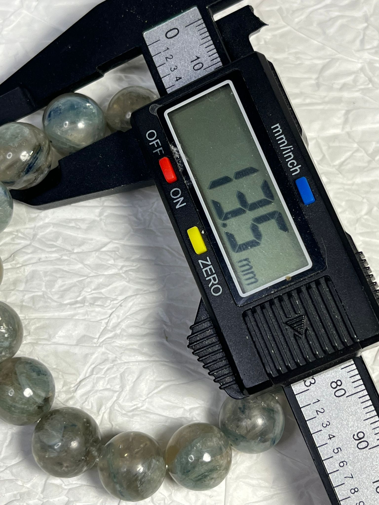 Bracelet Cyanite Verte sur Quartz