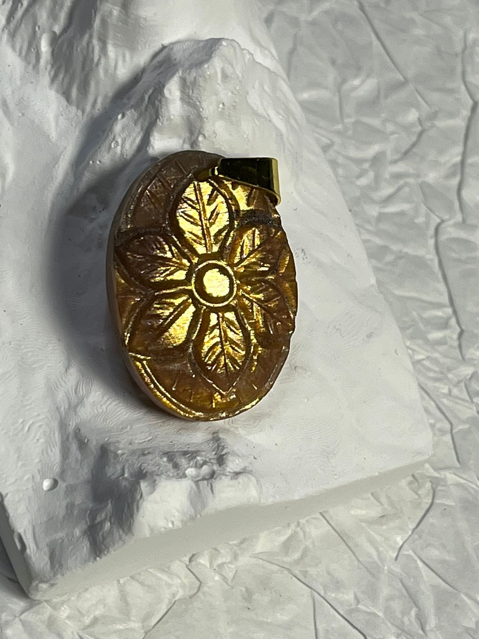 Pendentif Pierre de Soleil