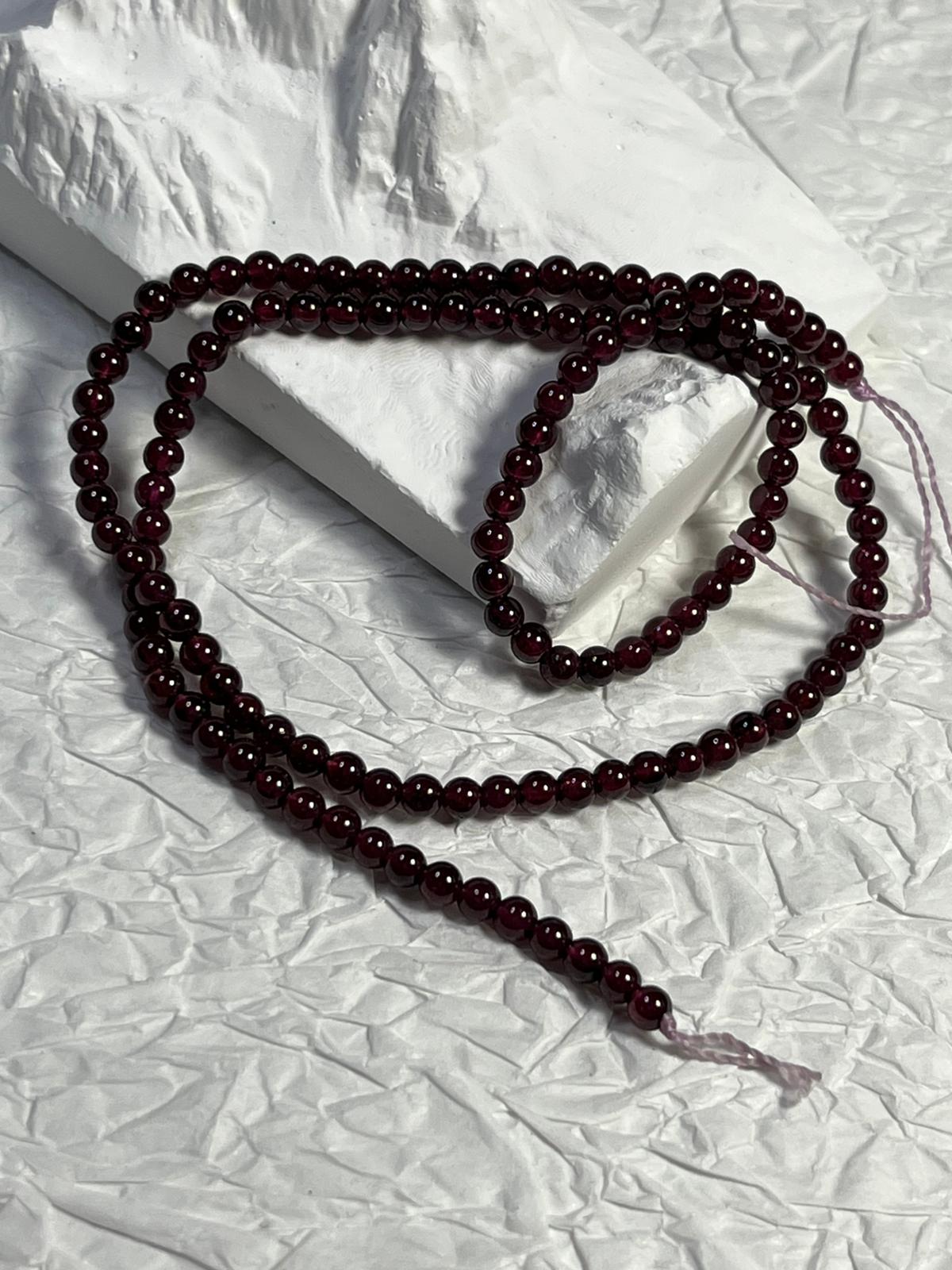 Fil de Perles en Grenat