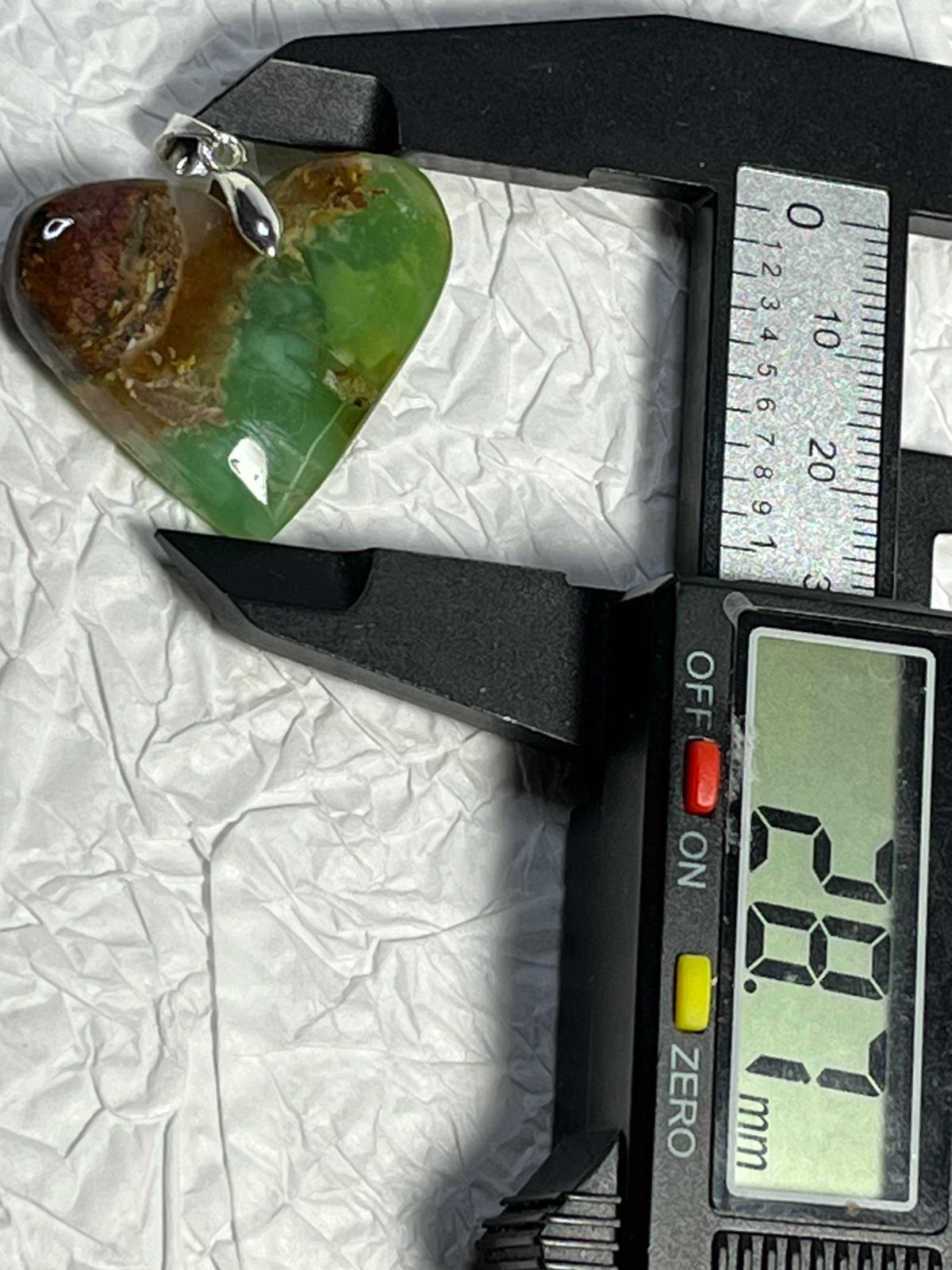 Pendentif en Chrysoprase sur Opale Boulder