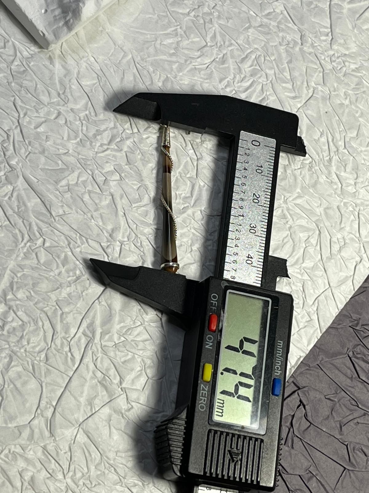 Boucles d’Oreilles en Jaspe Polychrome (Artisanat de Madagascar, travaillé sur argent non poinçonné )