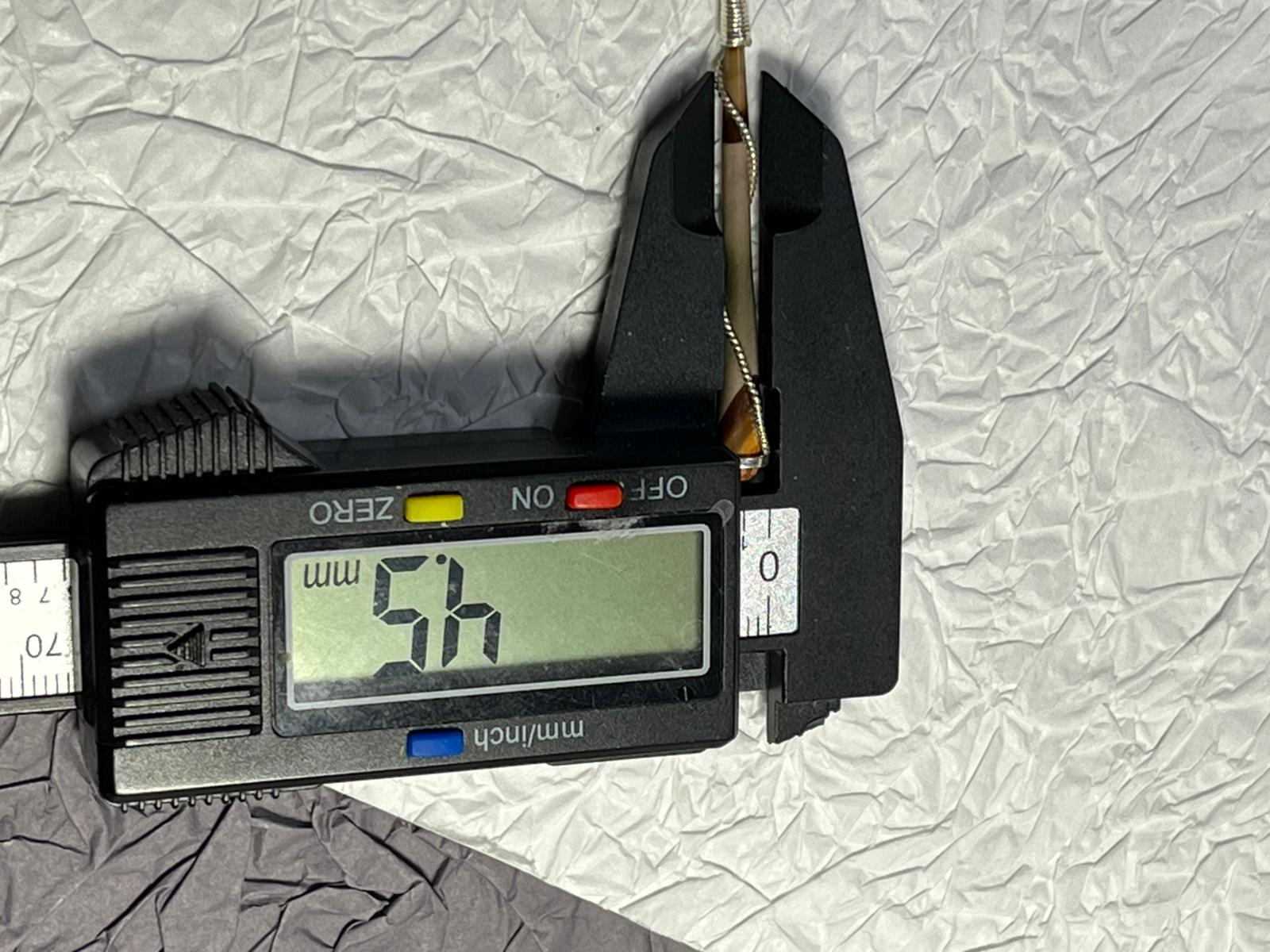 Boucles d’Oreilles en Jaspe Polychrome (Artisanat de Madagascar, travaillé sur argent non poinçonné )