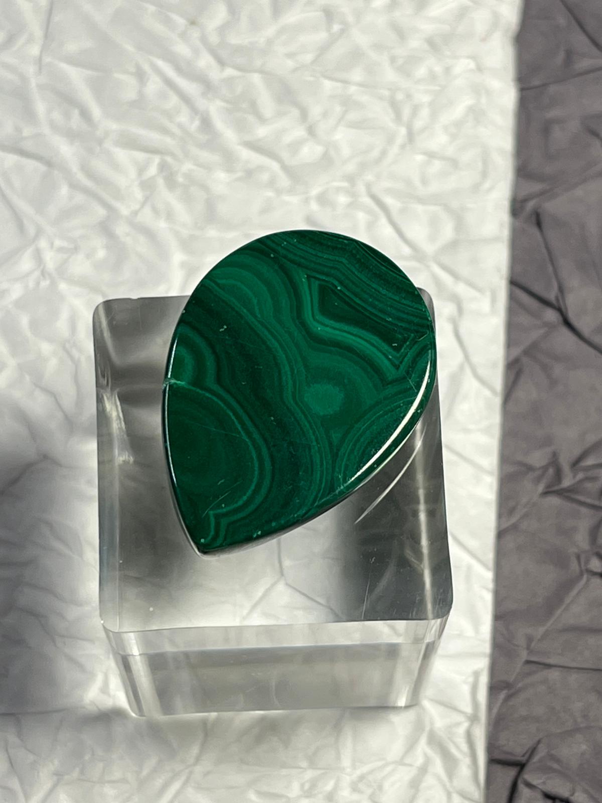 Cabochon en Malachite